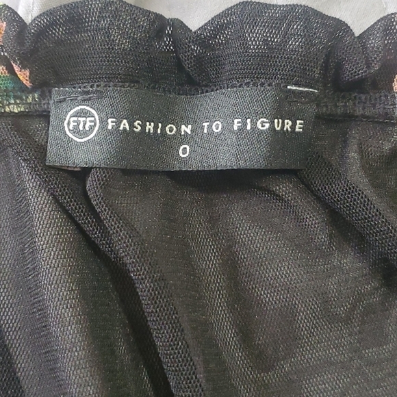 Fashion to figure off shoulder dress size 12 - Picture 9 of 13